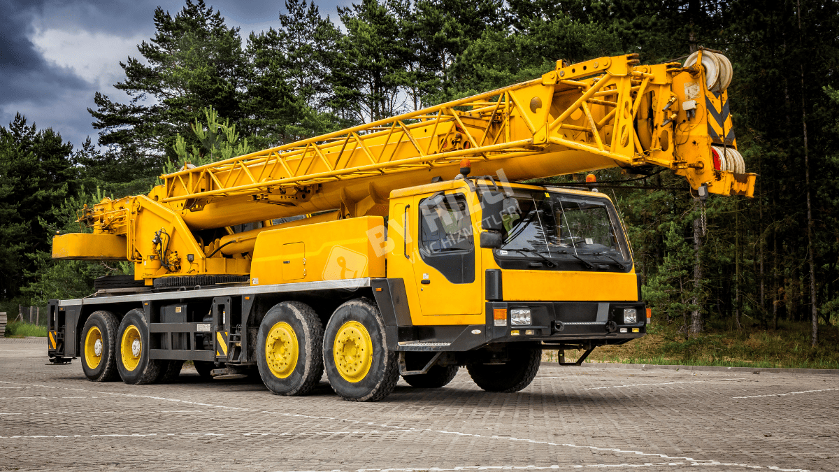 Uzundere Mobil Teleskopik Vinç